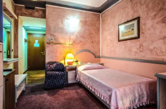Hotel Grazia Deledda Hoteles en 
