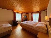 Madrisa Lodge Hotels near Ben & Joe's Private Ski and Snowboarding Lessons