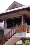Three Moons Homestay
