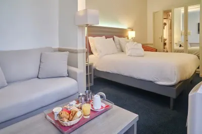 Hôtel Poussin Hotels in der Nähe von Gare De Vaucresson