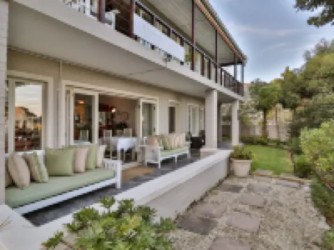 Hermanus Lodge on the Green - Solar Power Hoteles en Hermanus