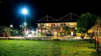Boreirom Teuk Chhou Resort Hotel dekat Phnum Bokor National Park