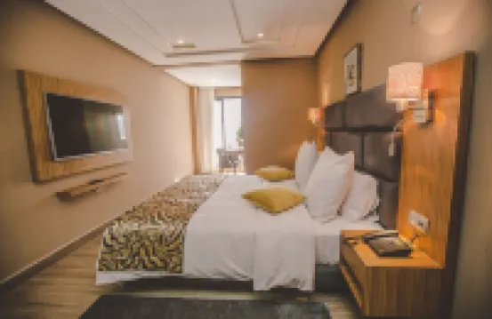 市中心New Art's酒店 鄰近藝術村的酒店