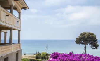 Santa Romana Apartments & Suites