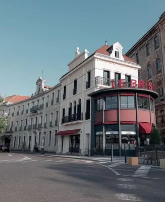 Le Bristol Gites Urbains Hotels in Pennautier