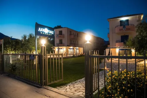 Akroyiali Resort Hotels in Apollonii