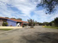 Emu Beach Chalets - Parkplatz