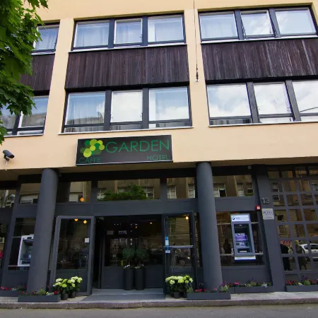 Garden Hotel