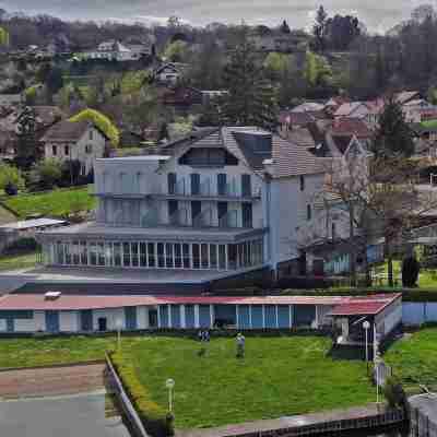 Le Beau Rivage Hotel Exterior