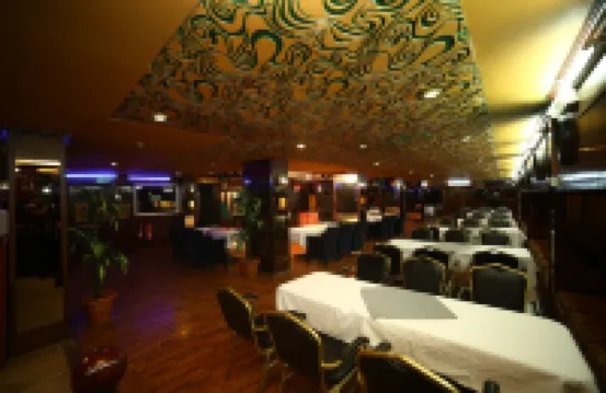 アウォル ホテル