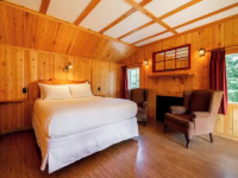 Pine Bungalows Hoteles en Jasper