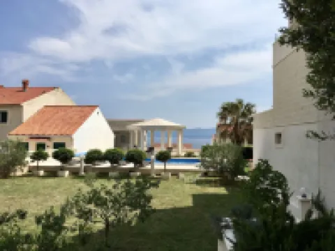 Apartments Villa Jadranka Adults Only Hotels in Bol