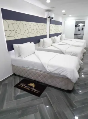 Vila Das Acácias Hotels near ECV