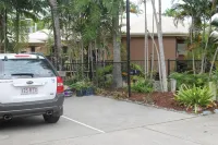 Bohemia Resort Cairns - Parkplatz