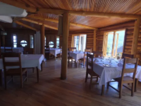 Trackers Safari Lodge Bwindi Hotels in Kinkiizi