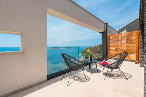 Residence Delta - Pools