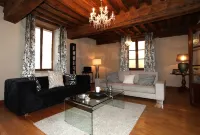 La Berjotine - Maison d'hôtes فنادق في Saint-Aubin-en-Charollais