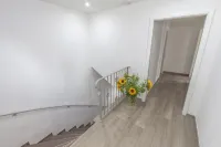 普里瑪假日公寓飯店