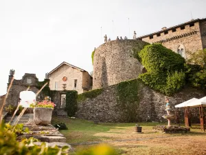 Castello di Compiano Hotel Relais Museum