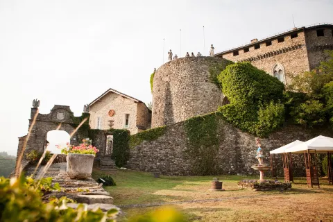 Castello Di Compiano Hotel Relais Museum