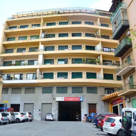 Piazza Marina