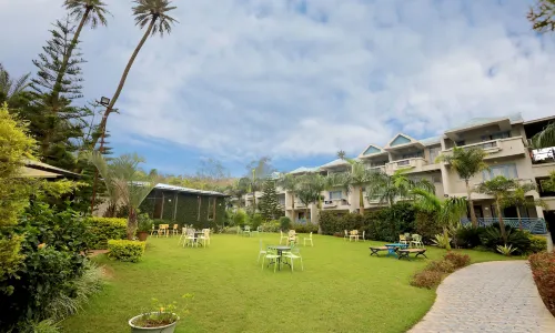 Hummingbird Resort