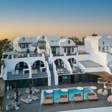 Oia Suites