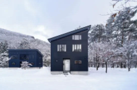 Powdersuites by the Hakuba Collection
