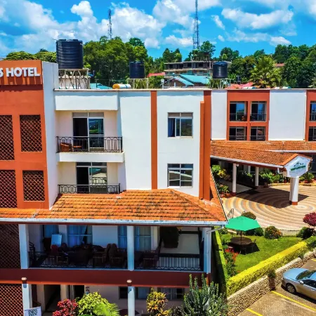 Meru Slopes Hotel