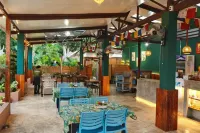 Alona Pawikan Hotels in Panglao
