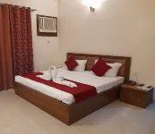 Hotel Maiden Residency