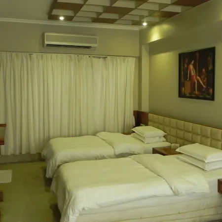 Hotel Aram