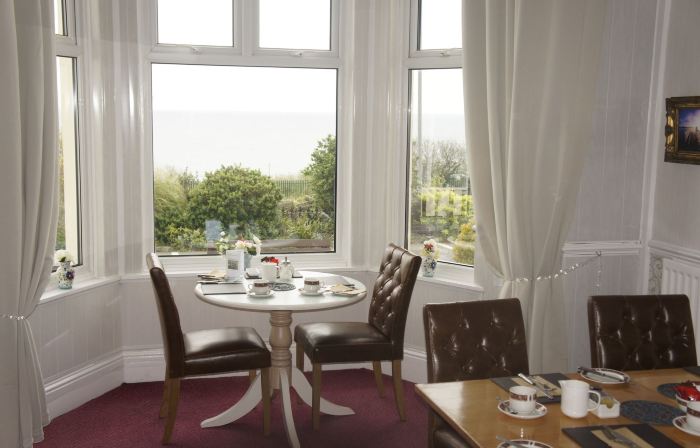 Plas Isa Hotel