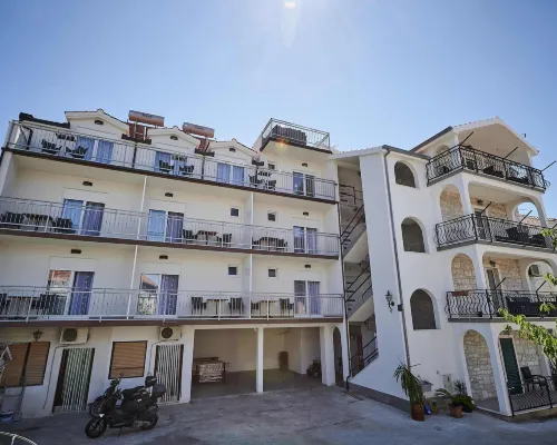 Apartments & Rooms Žaja Hotels in Trogir