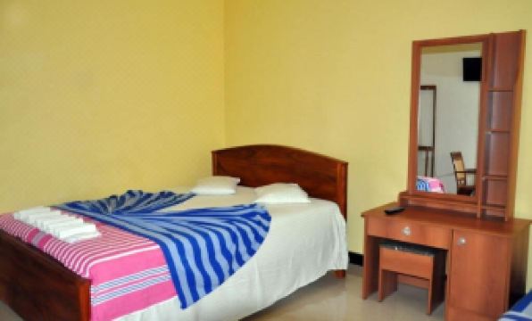 Hotel Pearl Gate