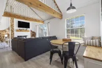 寧靜的樹屋閣樓 - 高爾夫球場景觀