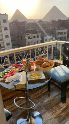 Happy Day Pyramids View Hotel