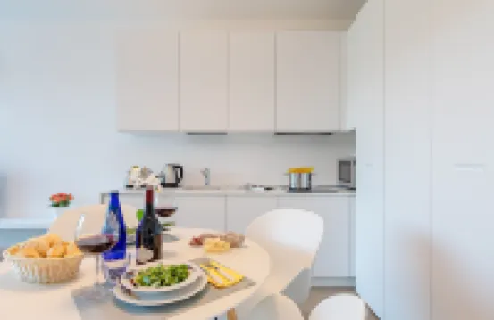 Bristol Exclusive by Wonderful Italy