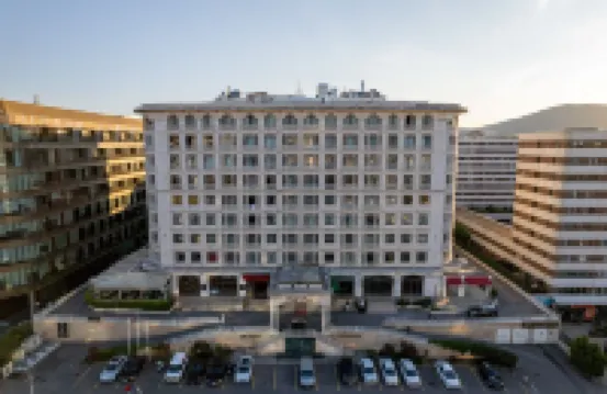 Elits Suits Hotels near Hermandere