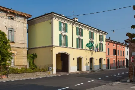 Hotel Gambara Отели в г. Piadena Drizzona