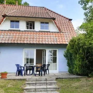 Ferienwohnungen Blaues Haus, Putbus