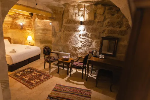Memory Cave House