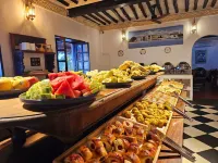 Mizingani Seafront Hotel - breakfast