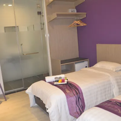 ASHLEY Boutique Hotel Hotels near The Strand Mall