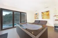 Villa in Marbella with Private Heated Pool - Villas