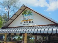 COZY BEACH HOSTEL