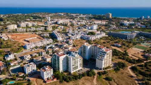 Alvor 2 Bedrooms Balcony Flat