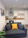 Hull 1-Bed Apt Sleeps 4 with Wi-Fi - Homestays