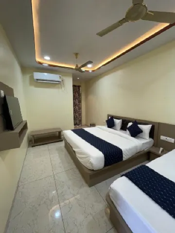 MB HOTEL NIRALA SHYAM