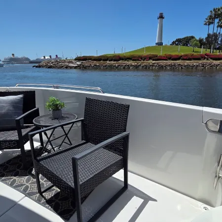 Dockside Boat & Bed Long Beach